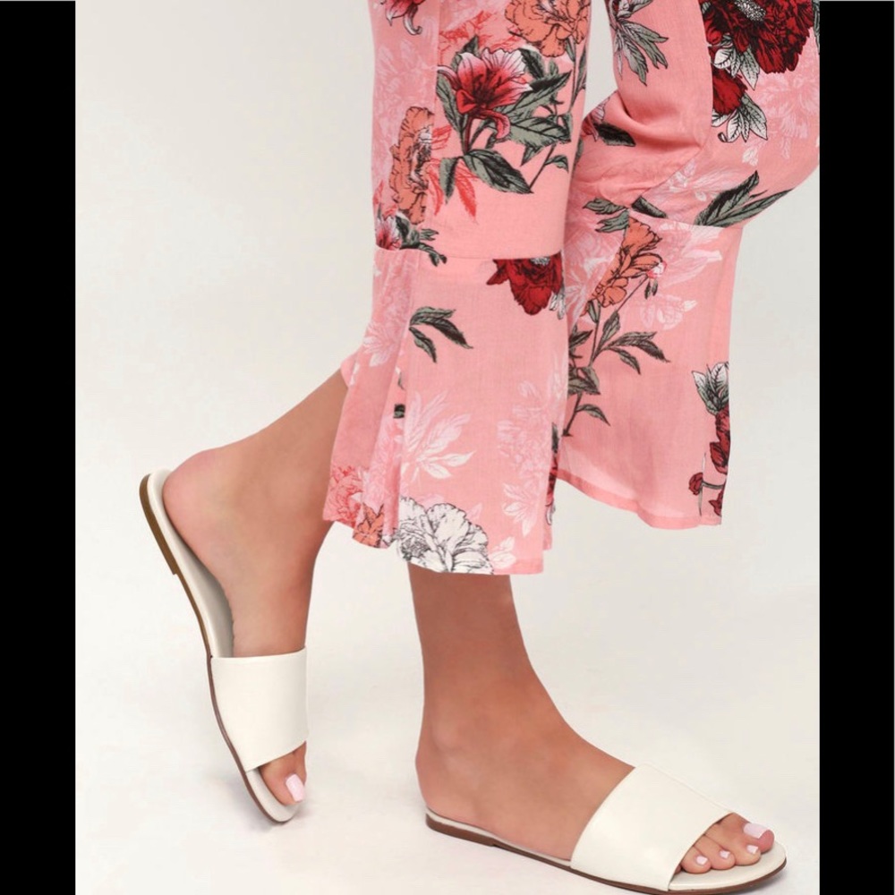 Lulu's White Slide Sandals